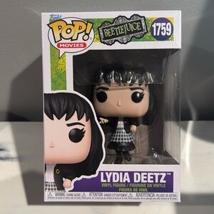 Funko pop #1759 - Lydia Deetz from Beetlejuice